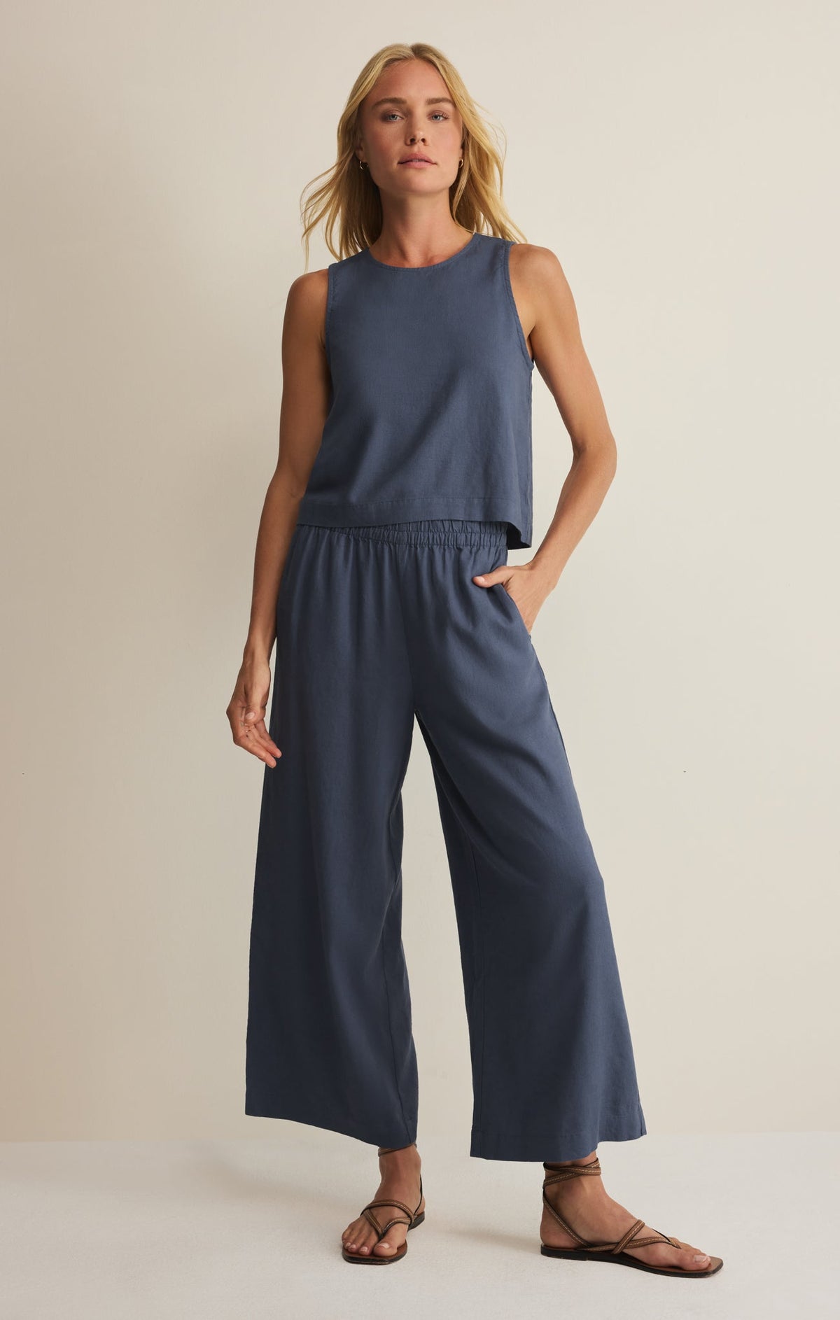 Sloane Linen Cropped Tank